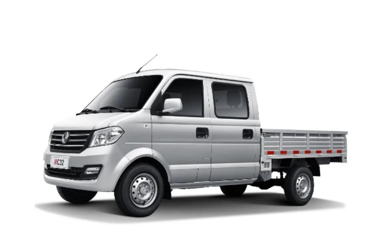 C31 C32 1.6L petrol light truck cargo export China